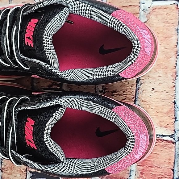 NIKE LEATHER LOWTOP SHOES WOMANS SIZE 10 GUC - Picture 9 of 11